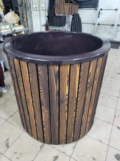 Lauko kubilas prie namo